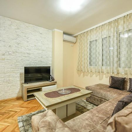 Apartman Centar 2 Podgorica Exterior photo