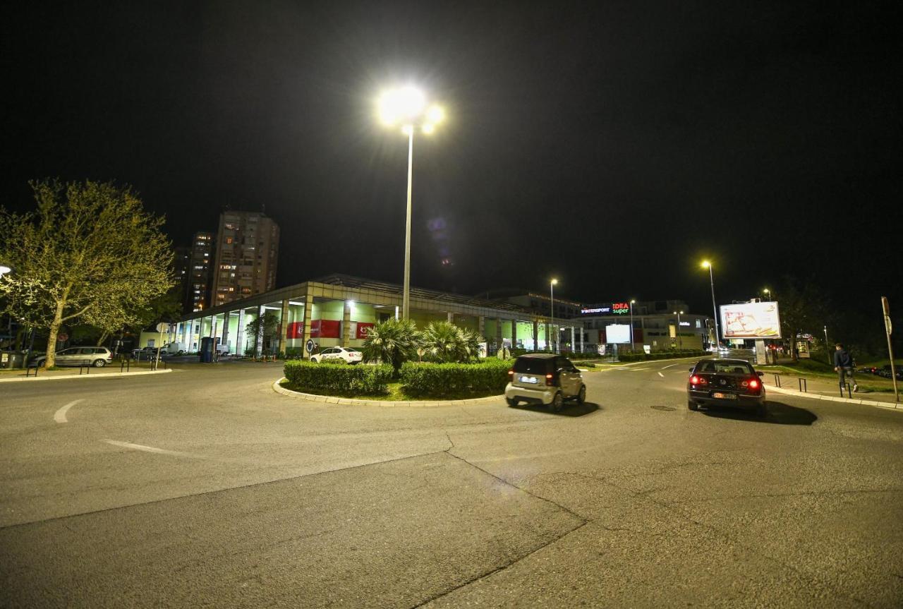 Apartman Centar 2 Podgorica Exterior photo